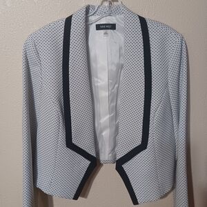 OPEN TO OFFERS.....Nine West Women's Black and White Blazer